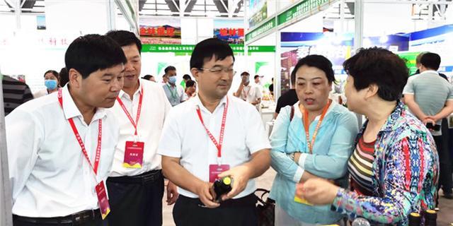 旬邑县60多种特色林下产品参展2021中国（西安）国际林业博览会暨林业产业峰会